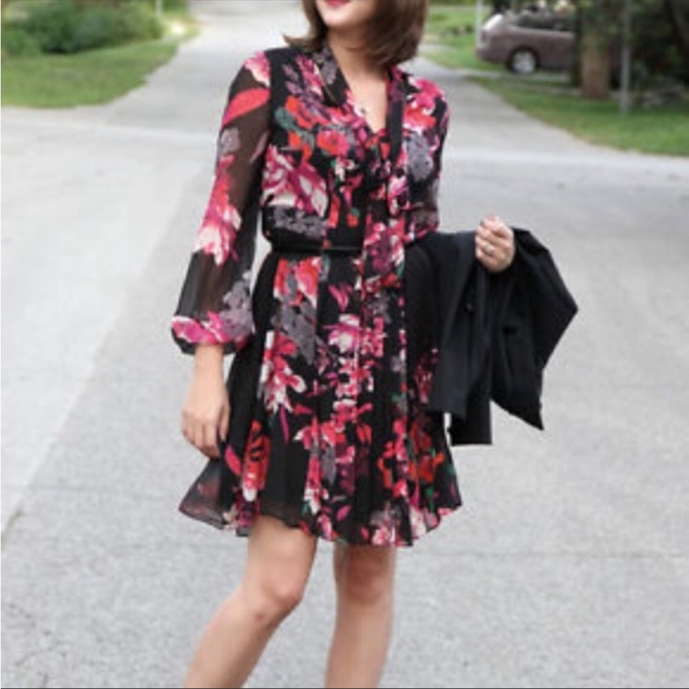 ๐ Kirna Zabete for Target Floral Chiffon Red & Black Long Sleeve Dress, Size S - Picture 2 of 14